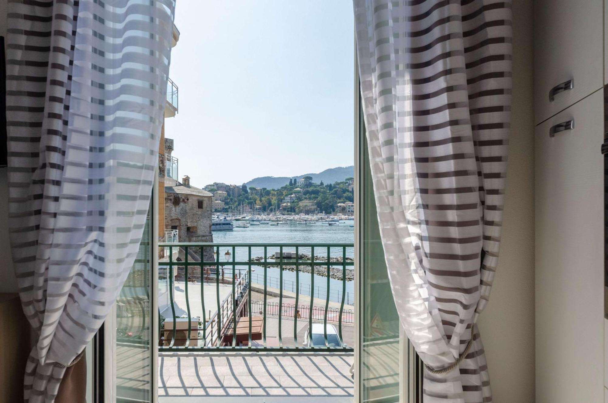 Alla Casa Rosa Al Mare- Centrale A Di Fronte Al Mare- Emozionante- Garage Privato Gratuito A 800 Mt- Aria Condizionata-Wifi Рапалло Екстер'єр фото